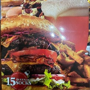 NIB Men’s Hyp
Food 15 Days of Socks Crew & Low Cut